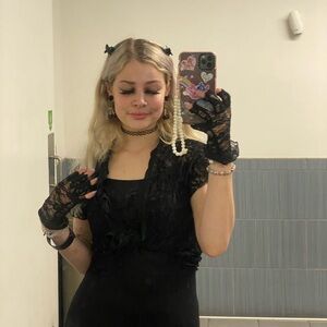 Meet your Posher, Summer <3